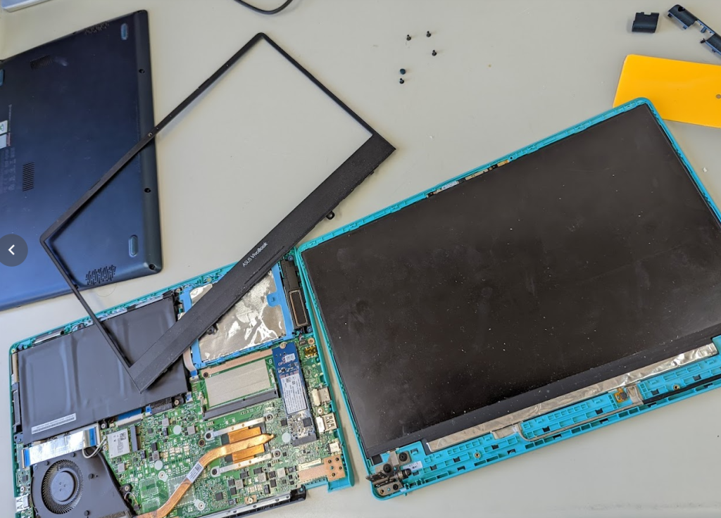 ASUS VivoBook ブラック　画面割れ 2021-11-07_10h28_24-1024x736.png